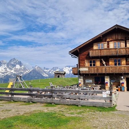 Almgasthaus Glocknerblick Großkirchheim 외부 사진